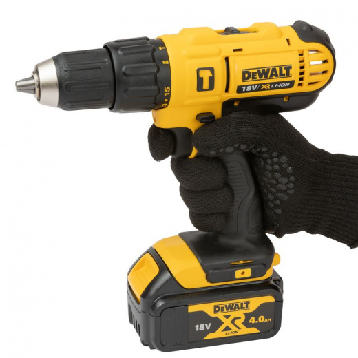 Шуруповерт Dewalt DCD 790 M2 18В 2х4 Ач