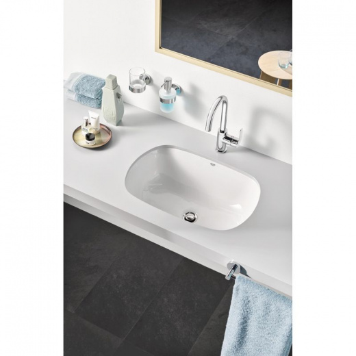 Смеситель для раковины Grohe Eurosmart New 23537002